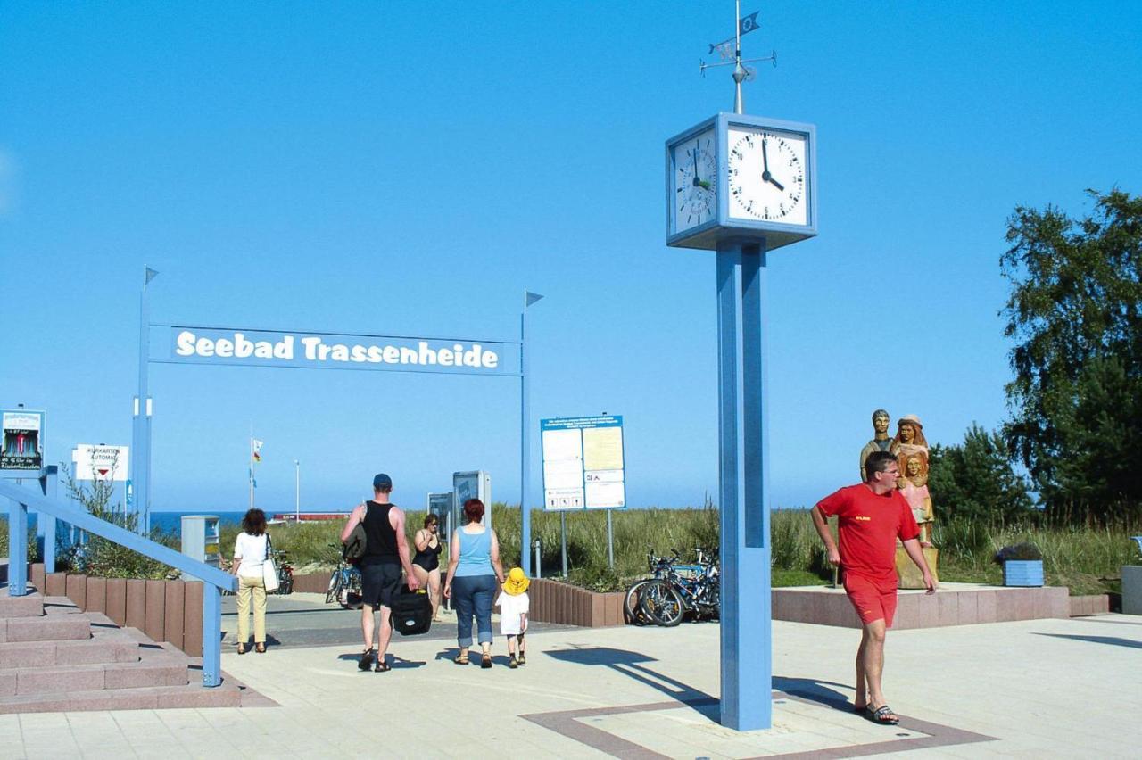 Inviting Holiday Home With Garden Trassenheide Exterior foto